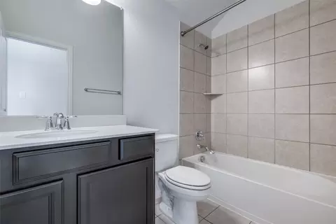 Bath - 2300 Westerly Cir, Corinth, TX 76210 photo 3 of 3