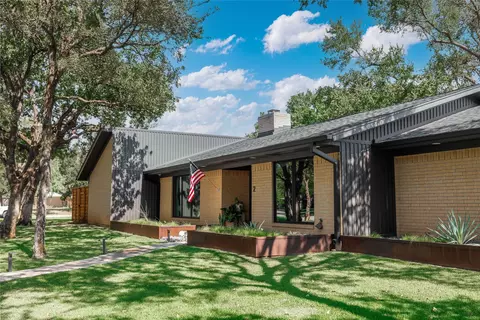 2 Stonebridge Cir, Brownwood, TX 76801