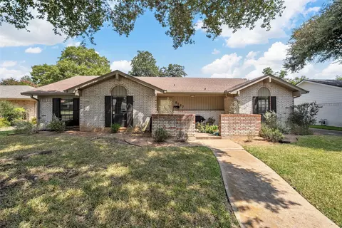 5727 Lakemont Cir, Waco, TX 76710