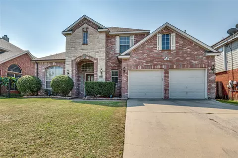 2707 Atrium Dr, Grand Prairie, TX 75052