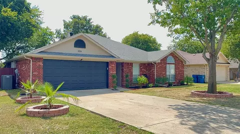 109 Cherokee Trl, Alvarado, TX 76009