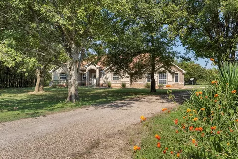 878 Shady Ln, Waco, TX 76705