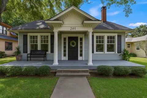 201 Pecan St, Terrell, TX 75160