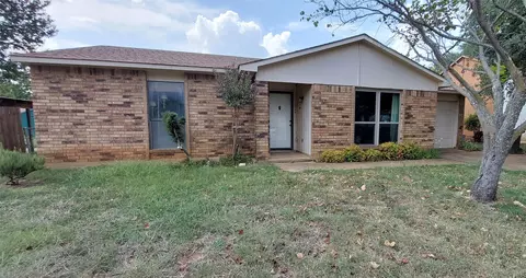 7724 Val Verde Dr, Fort Worth, TX 76133