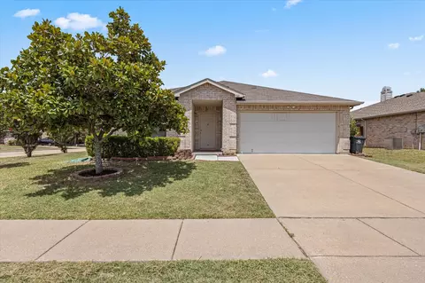 1141 Seneca Dr, Arlington, TX 76017