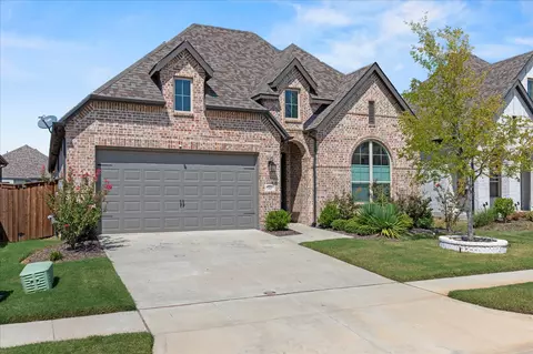 1925 Braided Mane Ave, Aubrey, TX 76227