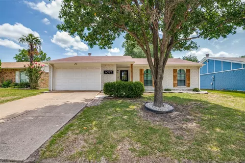 6022 Highcrest Dr, Garland, TX 75043