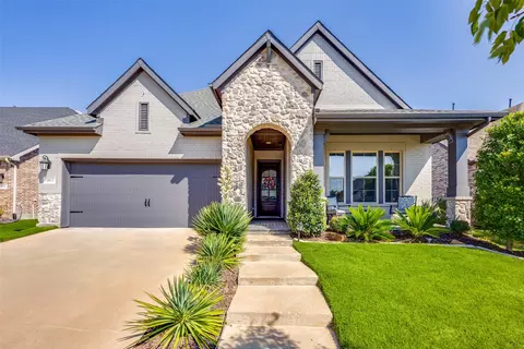1812 Leo Dr, Van Alstyne, TX 75495
