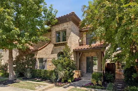 7040 Angelina Dr, Irving, TX 75039