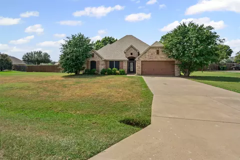 3212 Walnut Creek Pkwy, Granbury, TX 76049