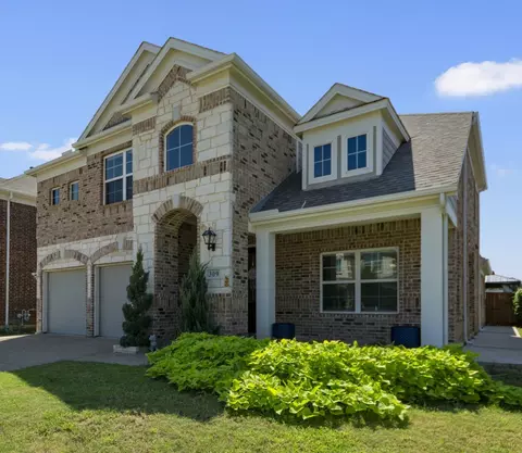 309 Myrtle Beach Dr, Garland, TX 75040