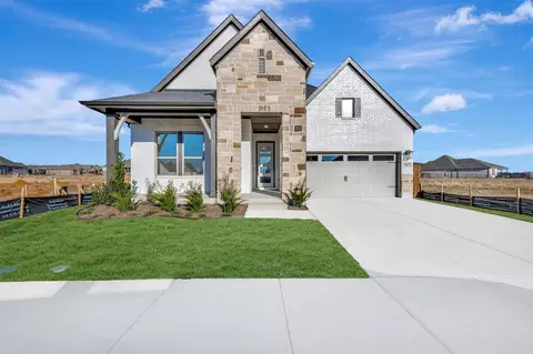 7837 Pondview Ln, Fort Worth, TX 76123