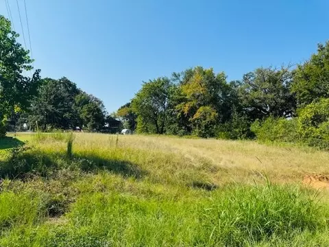 00 Harbor Dr # B, Gun Barrel City, TX 75156