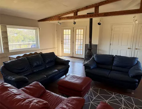 Living - 3400 Obrien Cir, Waco, TX 76708 photo 4 of 4