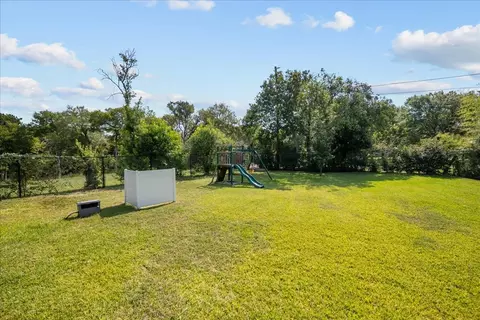 Exterior - 3400 Obrien Cir, Waco, TX 76708 photo 9 of 9