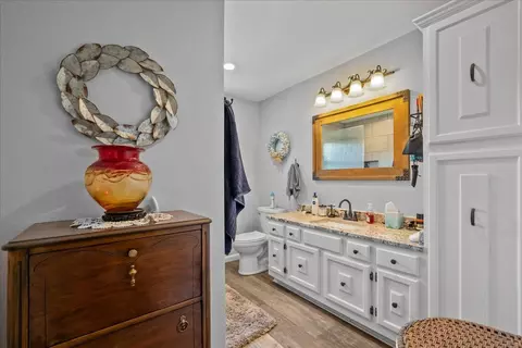 Bath - 3400 Obrien Cir, Waco, TX 76708 photo 2 of 3