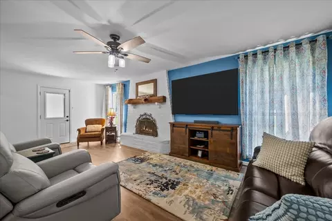 Living - 3400 Obrien Cir, Waco, TX 76708 photo 1 of 4