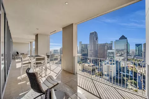 1717 Arts Plz #2303, Dallas, TX 75201