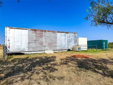 Exterior - 911 County Road 210, Haskell, TX 79521 photo 5 of 5
