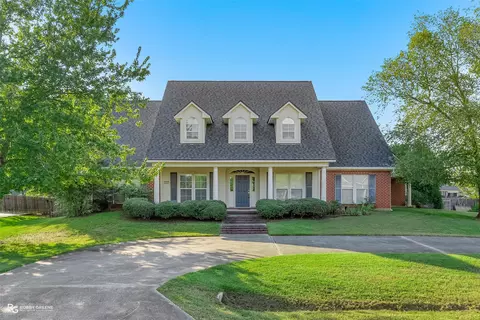 609 Kari Crk, Bossier City, LA 71111