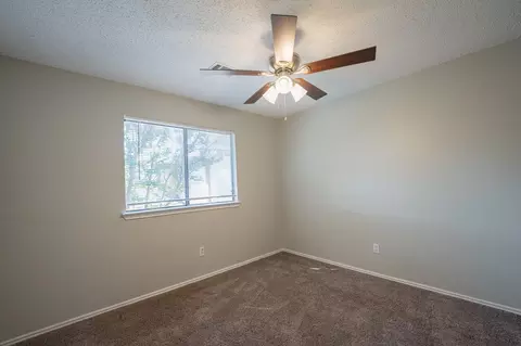 Bedroom - 2015 Nectar Dr, Mesquite, TX 75149 photo 2 of 3