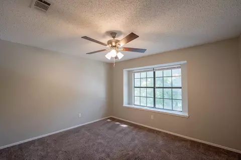 Bedroom - 2015 Nectar Dr, Mesquite, TX 75149 photo 3 of 3