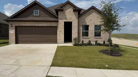 1612 Seabiscuit Dr, Granbury, TX 76049
