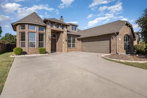 5217 Falcon Ridge Ct, Rowlett, TX 75088