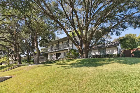 2513 W Prairie Creek Dr, Richardson, TX 75080