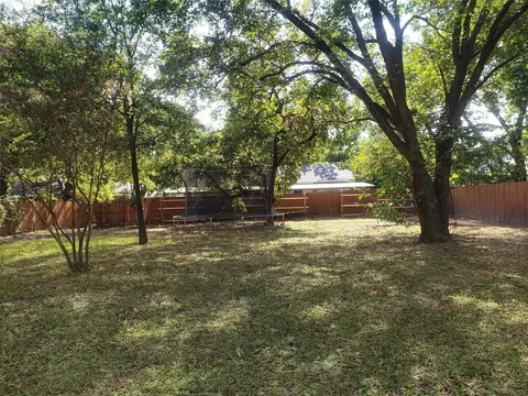 119 Hackberry St, Terrell, TX 75160
