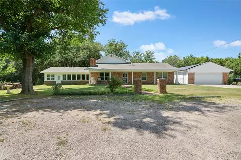 1400 Sherman Dr, Whitesboro, TX 76273