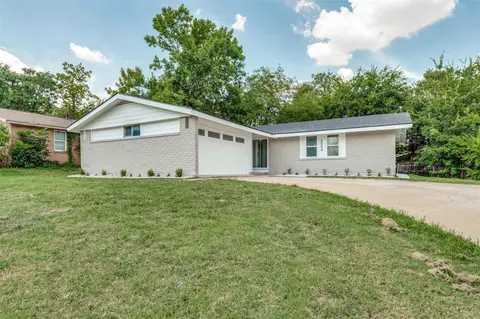 2009 Brenton St, Irving, TX 75062