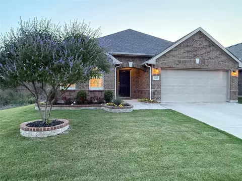 4845 Lazy Oaks St, Fort Worth, TX 76244