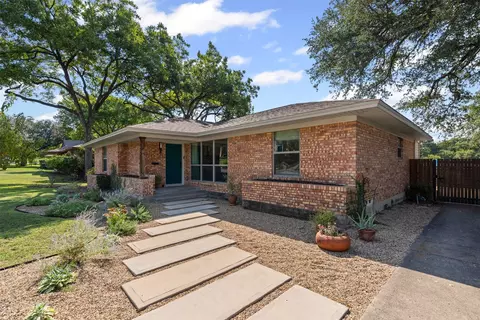 1652 Trailridge Dr, Dallas, TX 75224