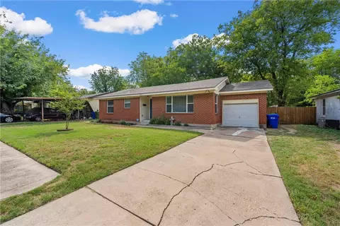 4009 Cobbs Dr, Waco, TX 76708 photo 2