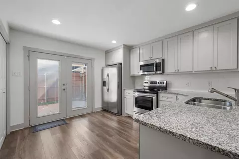 3336 Chimney Place Dr, Waco, TX 76708 photo 9
