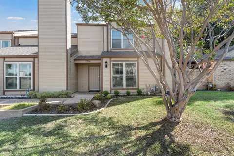 3336 Chimney Place Dr, Waco, TX 76708 photo 2