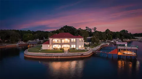 241 Loon Bay Dr, Gun Barrel City, TX 75156