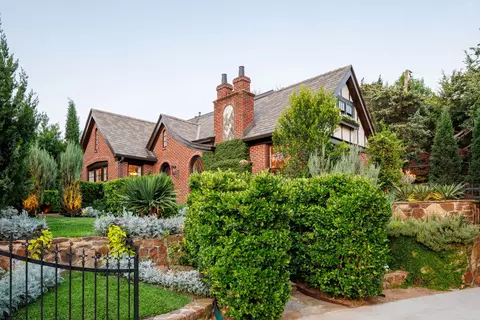 1520 Olympia Dr, Dallas, TX 75208