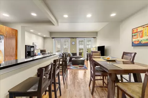5055 Addison Cir #427, Addison, TX 75001