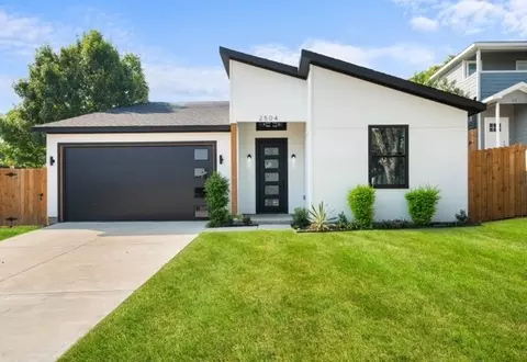 2504 Oxford Ave, Fort Worth, TX 76106