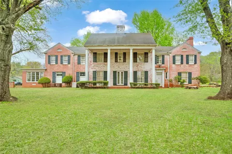 600 Crockett Cir, Paris, TX 75460