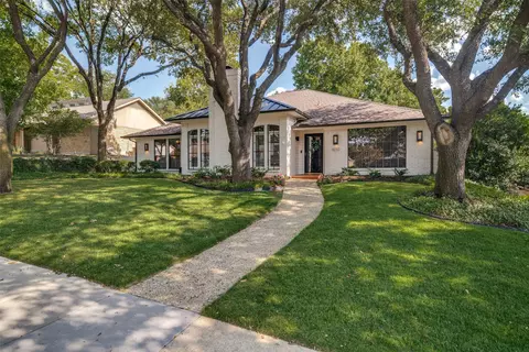 8050 Moss Meadows Dr, Dallas, TX 75231