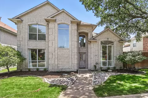 17912 Benchmark Dr, Dallas, TX 75252