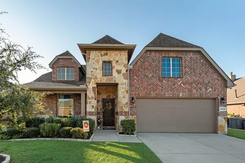 3703 Stampede Dr, Sachse, TX 75048
