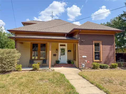 1210 Monroe St, Commerce, TX 75428