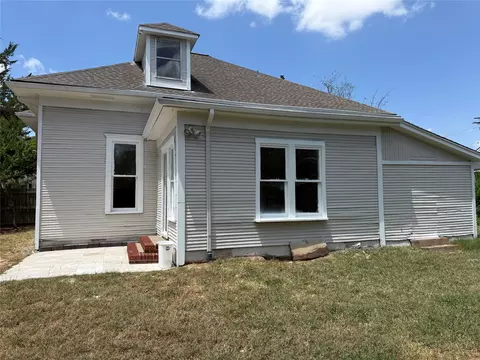 Exterior - 1210 Monroe St, Commerce, TX 75428 photo 2 of 2