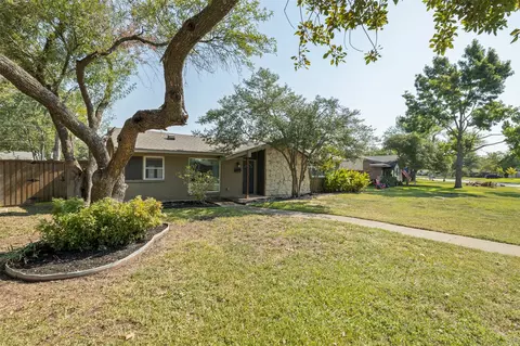 1003 Wake Dr, Richardson, TX 75081