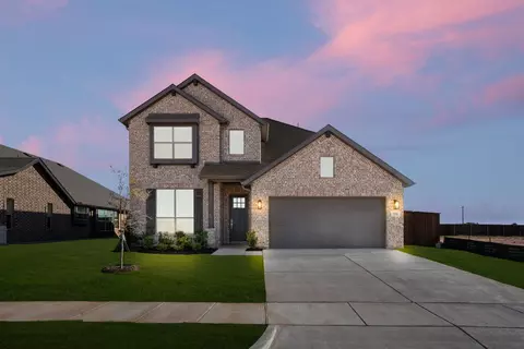 321 Los Llanos Rd, Granbury, TX 76048