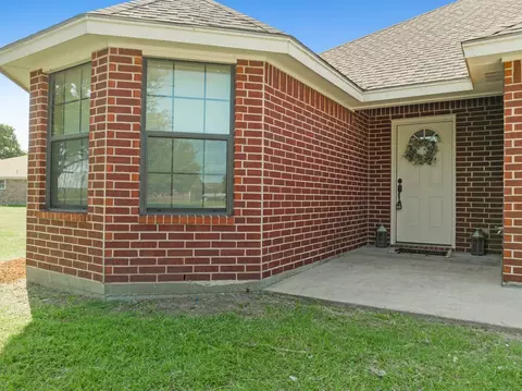 112 Grayson Dr, Itasca, TX 76055 photo 4